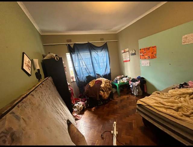 7 BEDROOM HOUSE FOR SALE IN ORANGE GROVE